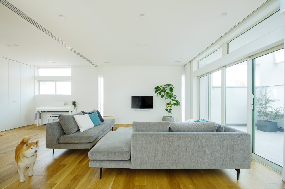Photo of a modern living room in Tokyo.