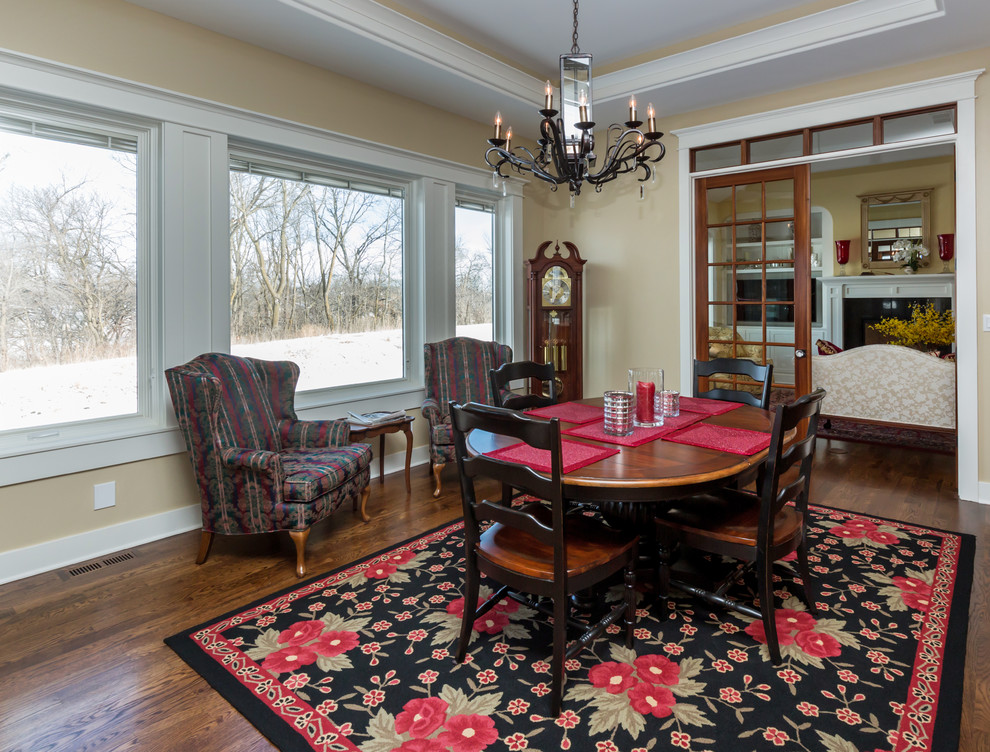 Dining room - transitional dining room idea