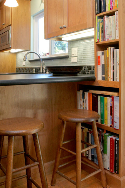B.L Kitchen Remodel moderno-cucina