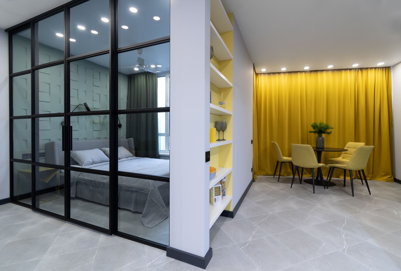 Квартира в цветах Pantone 2021