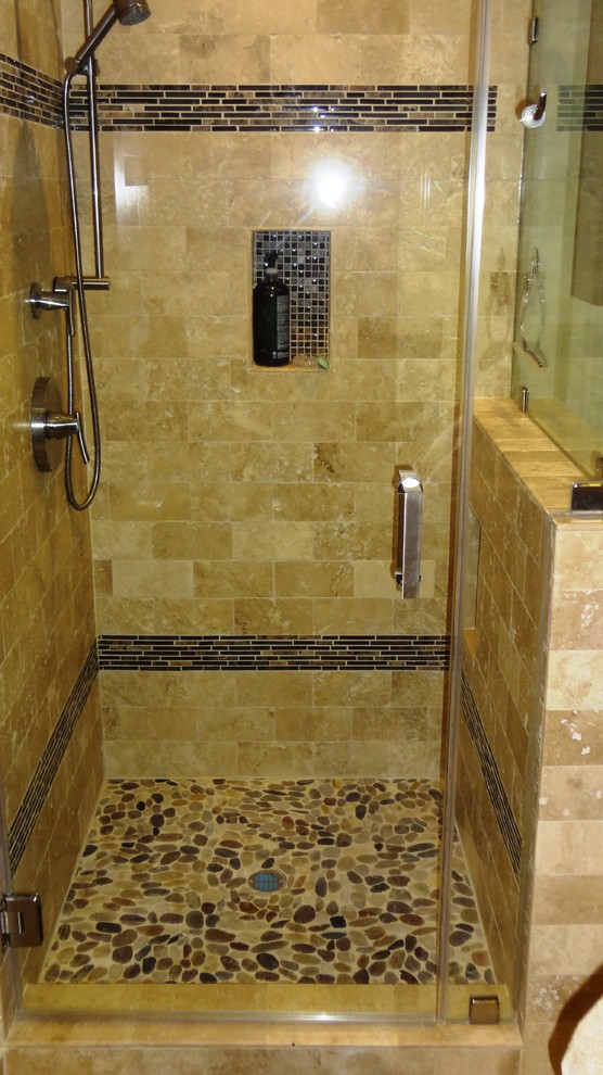 BATHROOM REMOLDING