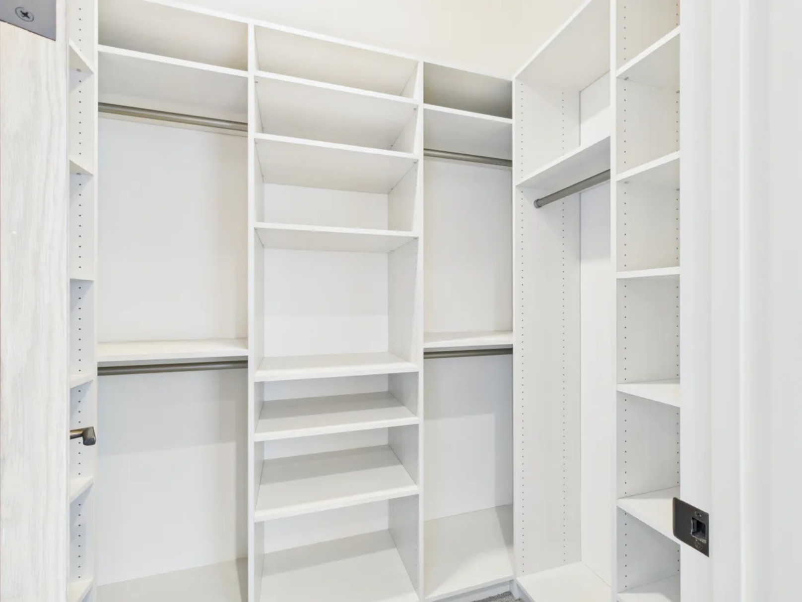 The Snowbird Townhomes Custom Closet