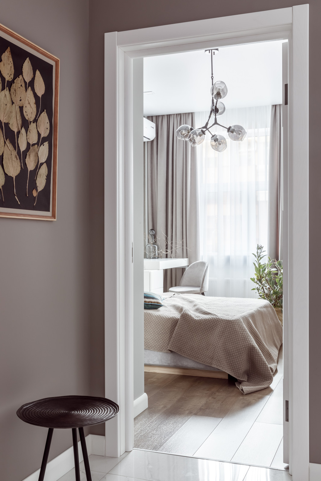 Светлая квартира с яркими акцентами 51 м²