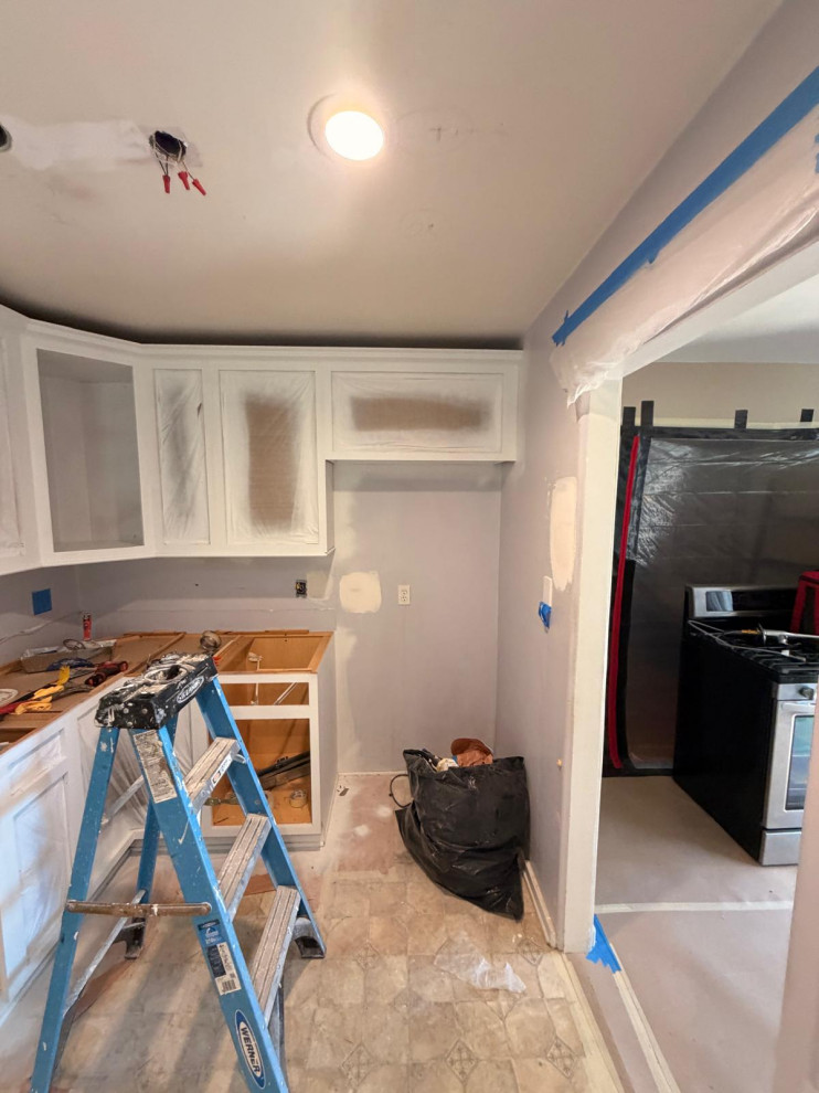 Timeless, Bright, Classic Design With A Sophisticated Two Tone Cabinet Scheme. Kitchen Remodel by Pinnacle Design and Build project photo 6