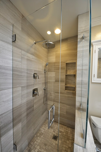 Contemporary bathroom
