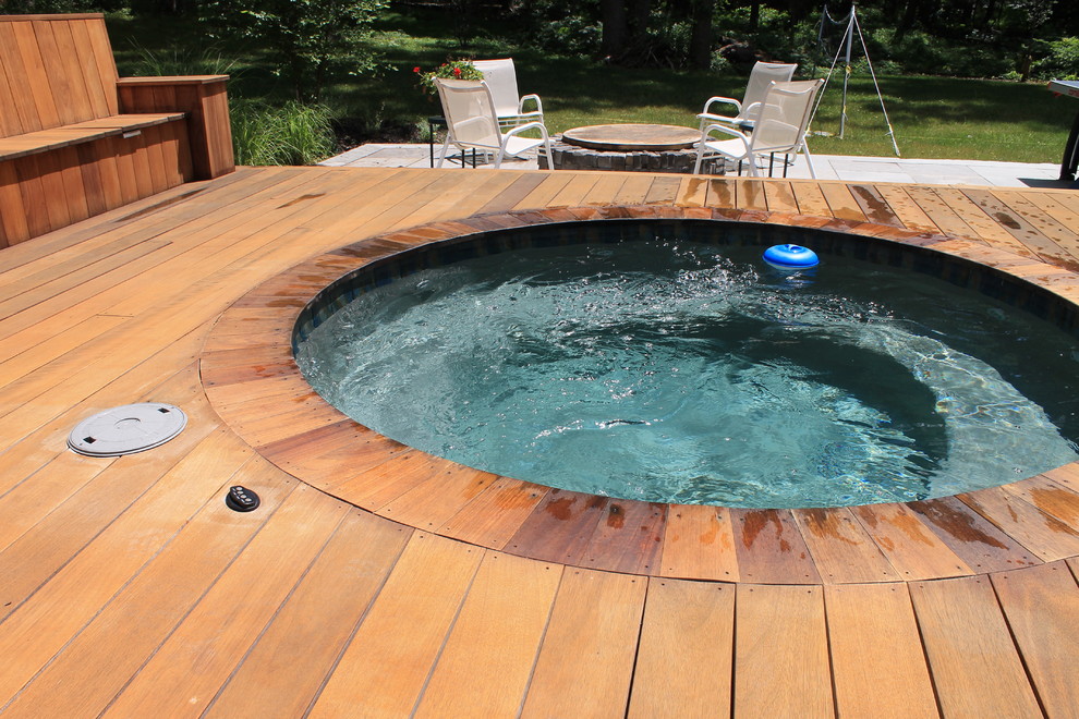 This is an example of a small traditional pool in New York.