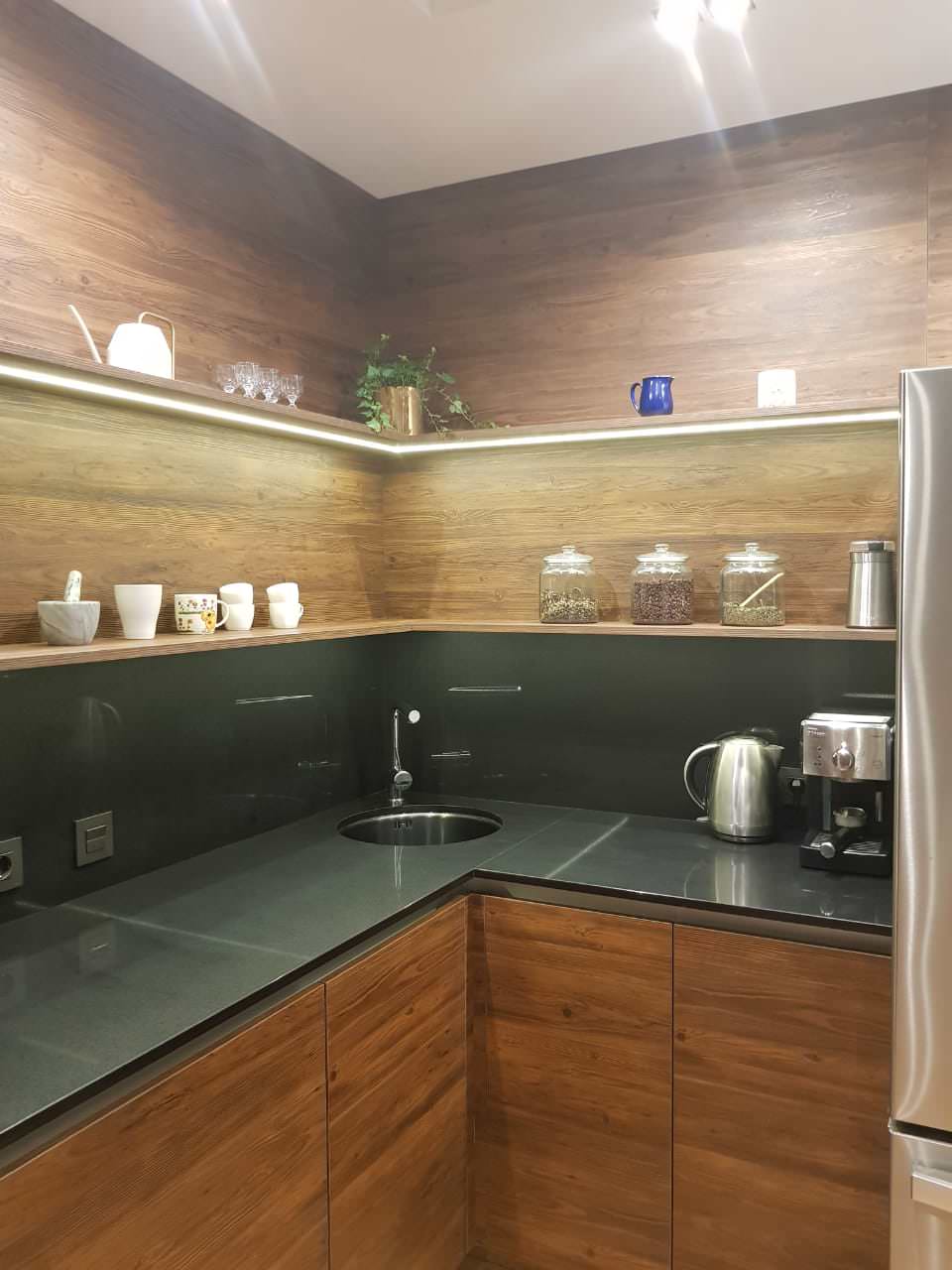 Кварцевый агломерат