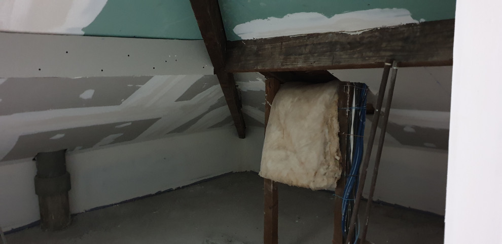 Isolation de comble dans une maison