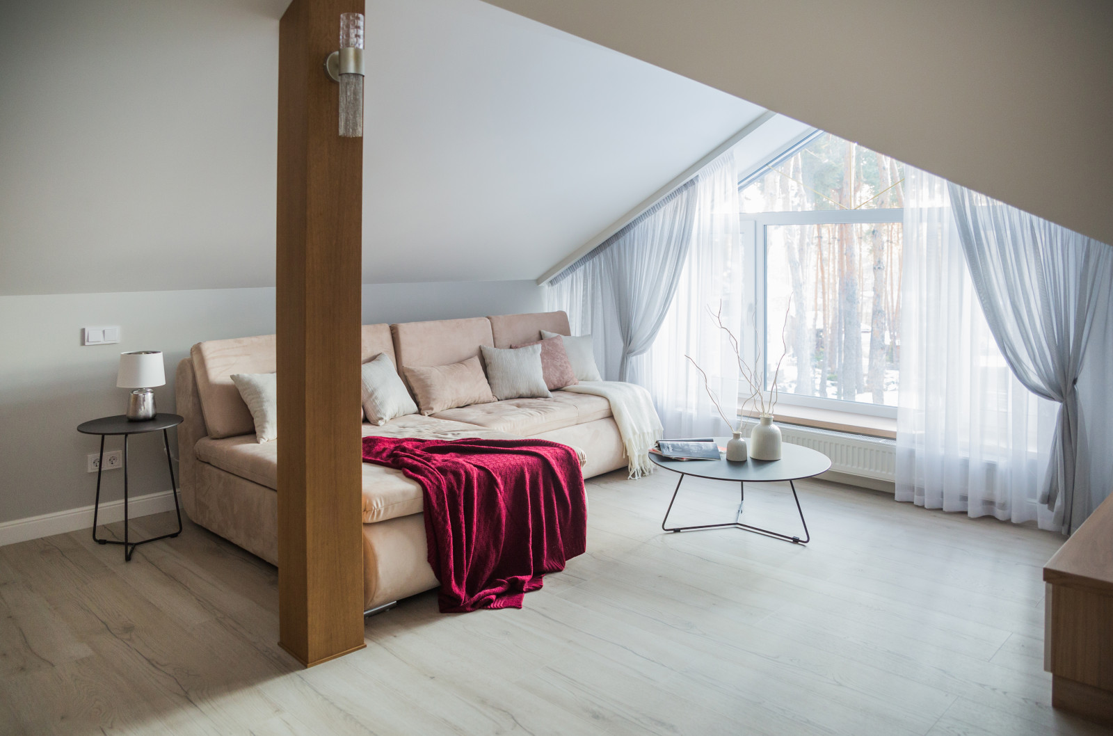 Мансарда в загородном доме