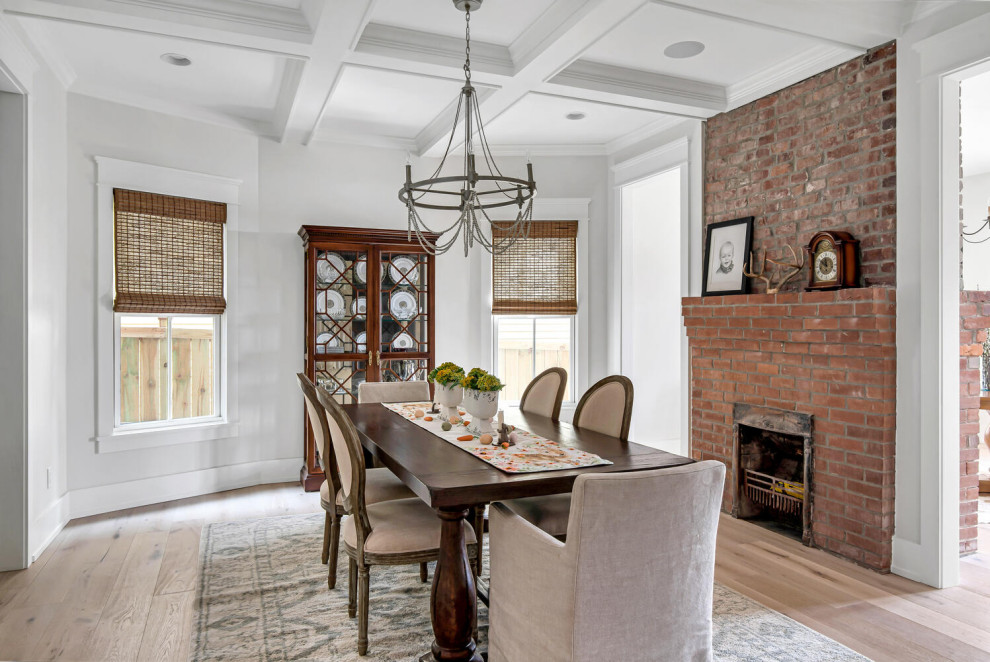 Design ideas for a traditional dining room in Nashville.
