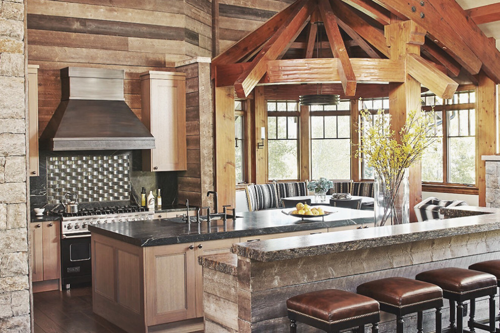 Kitchen - kitchen idea in Denver