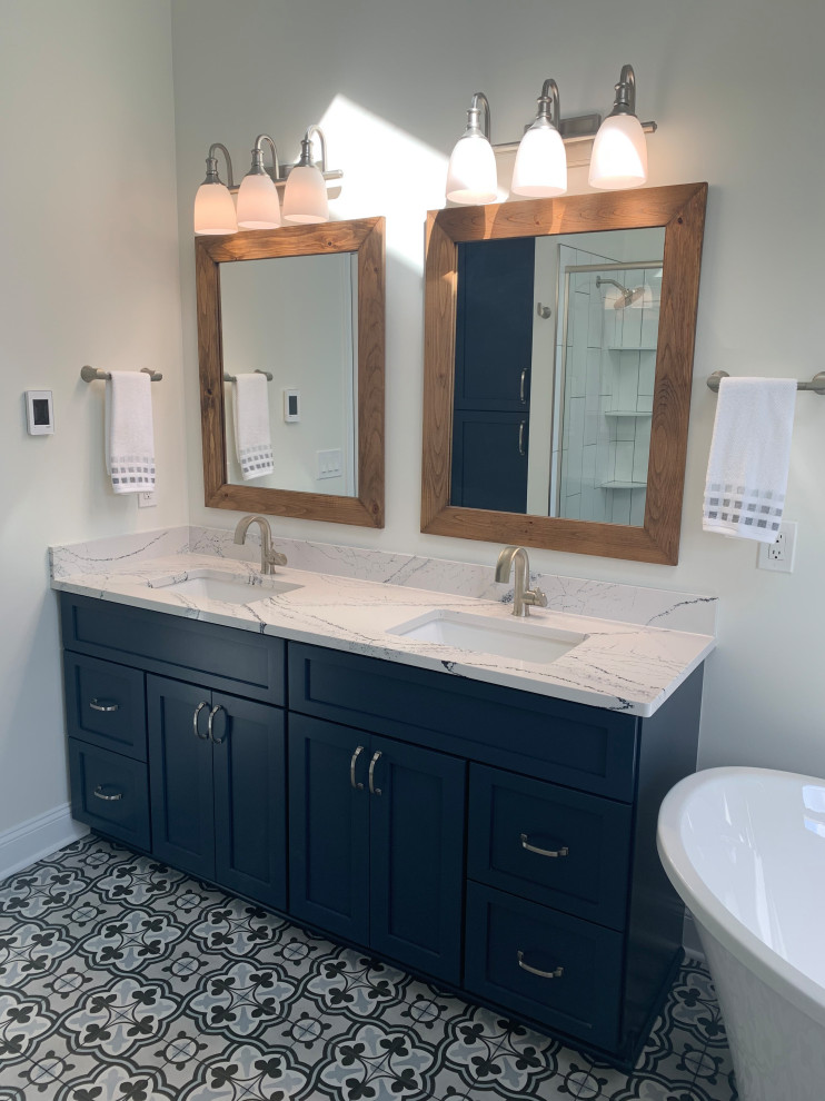 Bathroom - transitional bathroom idea in Cleveland