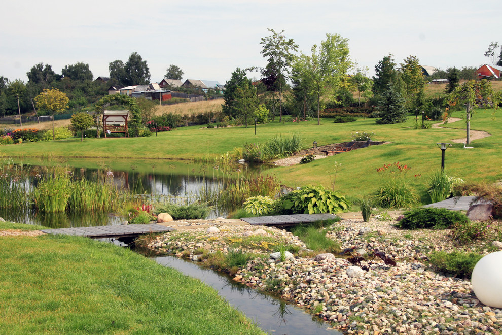 Дощатые мостики через ручьи