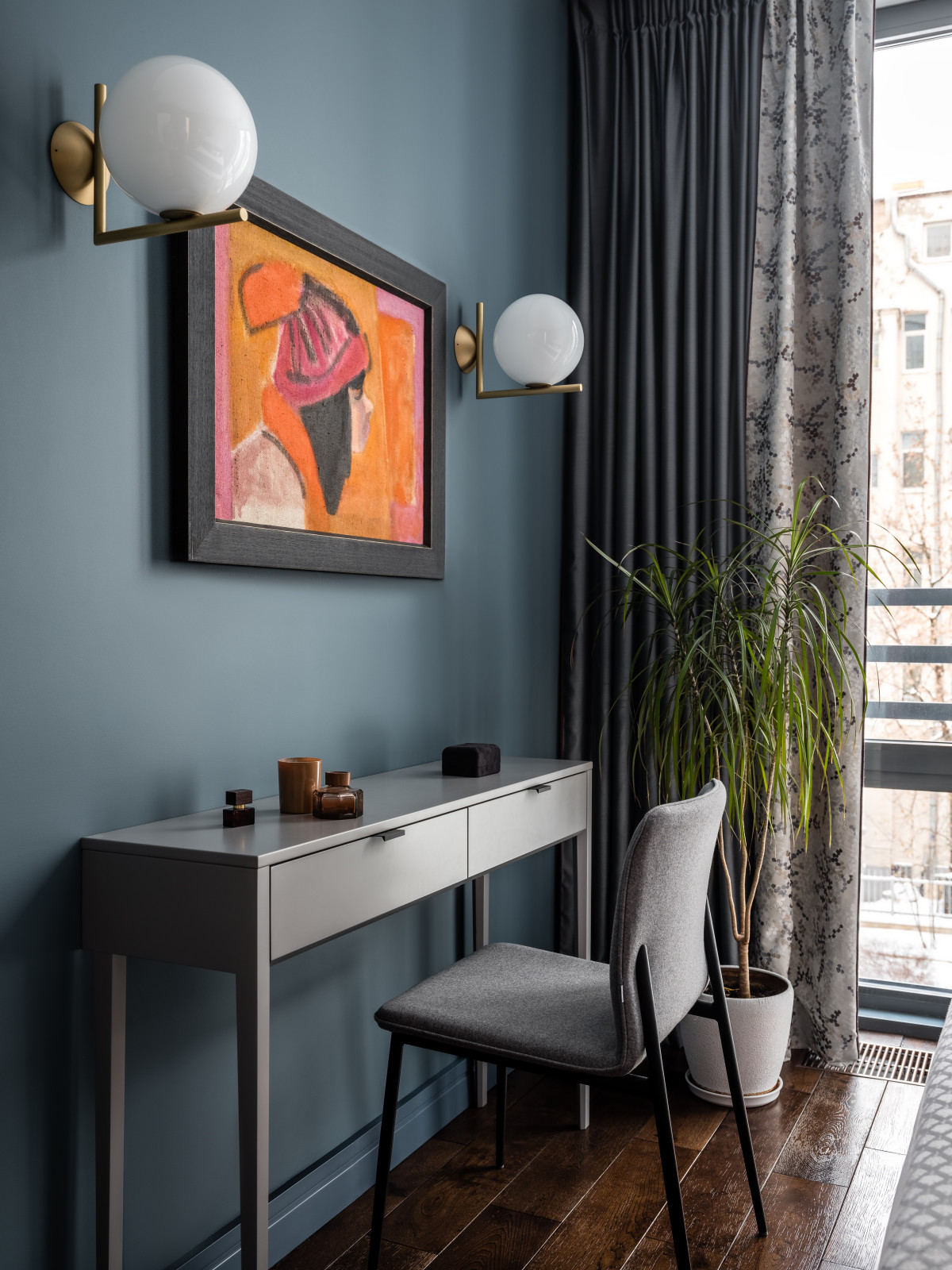 Квартира в современном доме в Казарменном переулке, общей S 117 кв.м.