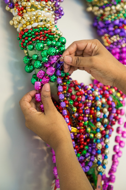 Create a Festive, Colorful Mardi Gras Bead Wreath