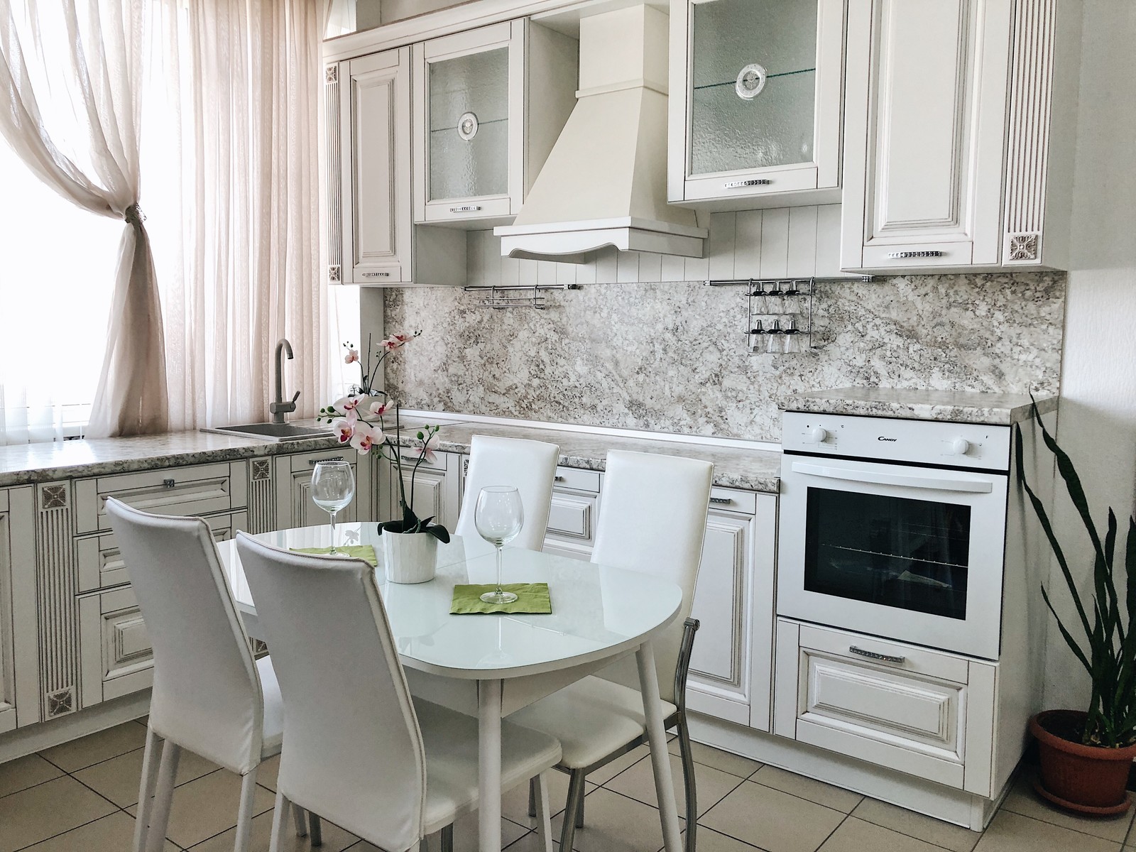 Мебель в квартире 100 м2