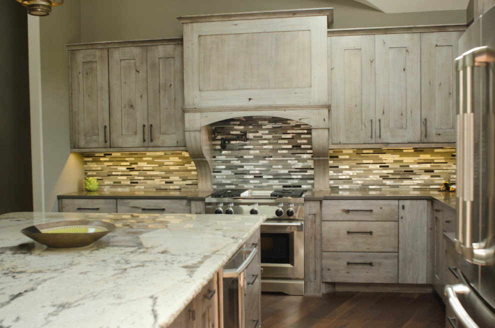Inspiration for a rustic kitchen remodel in Chicago