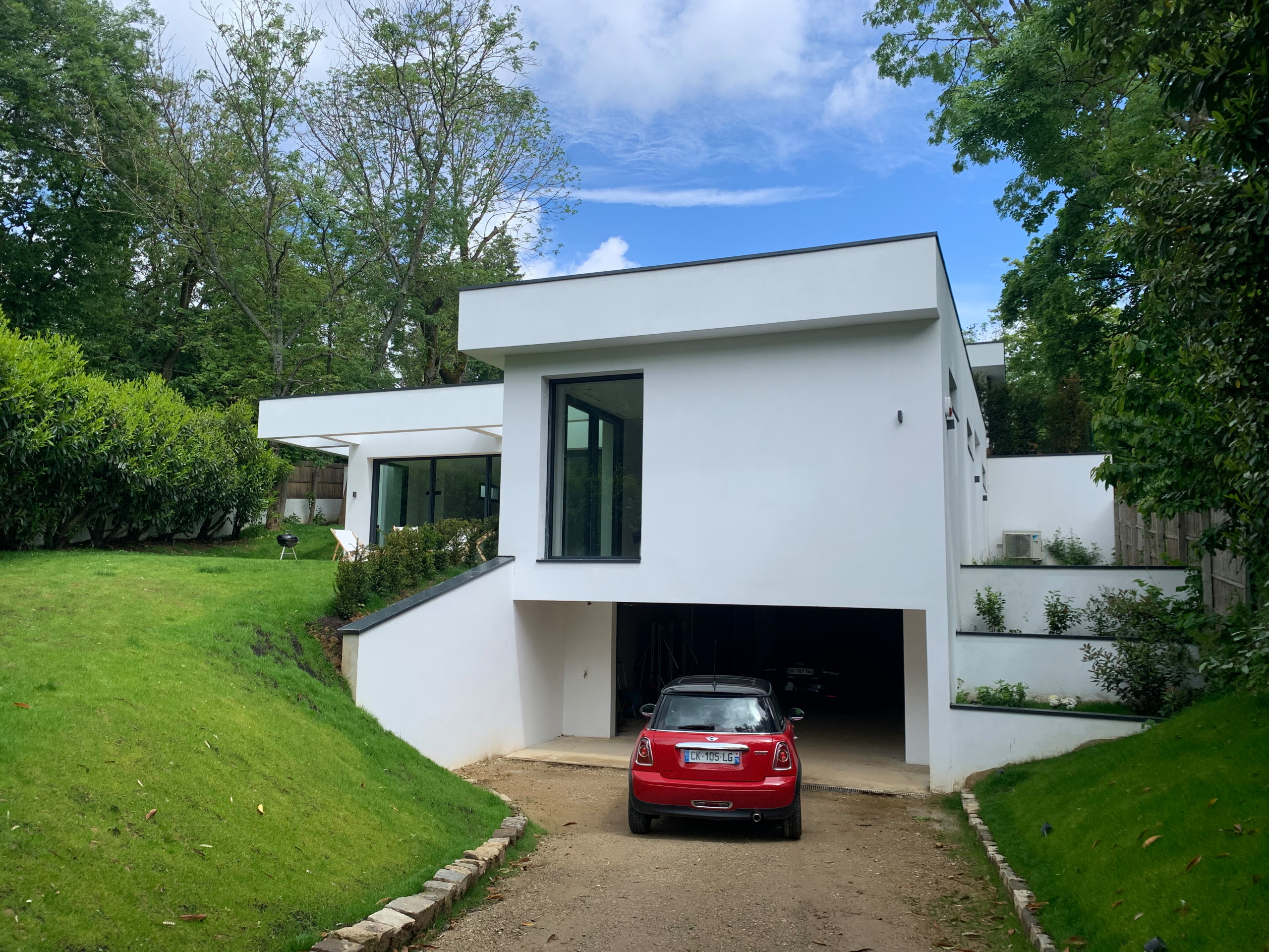 48 HR - Construction de 2 maisons - L'art de la pente