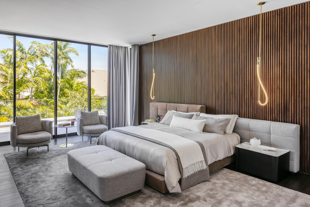 Modern bedroom in Miami.