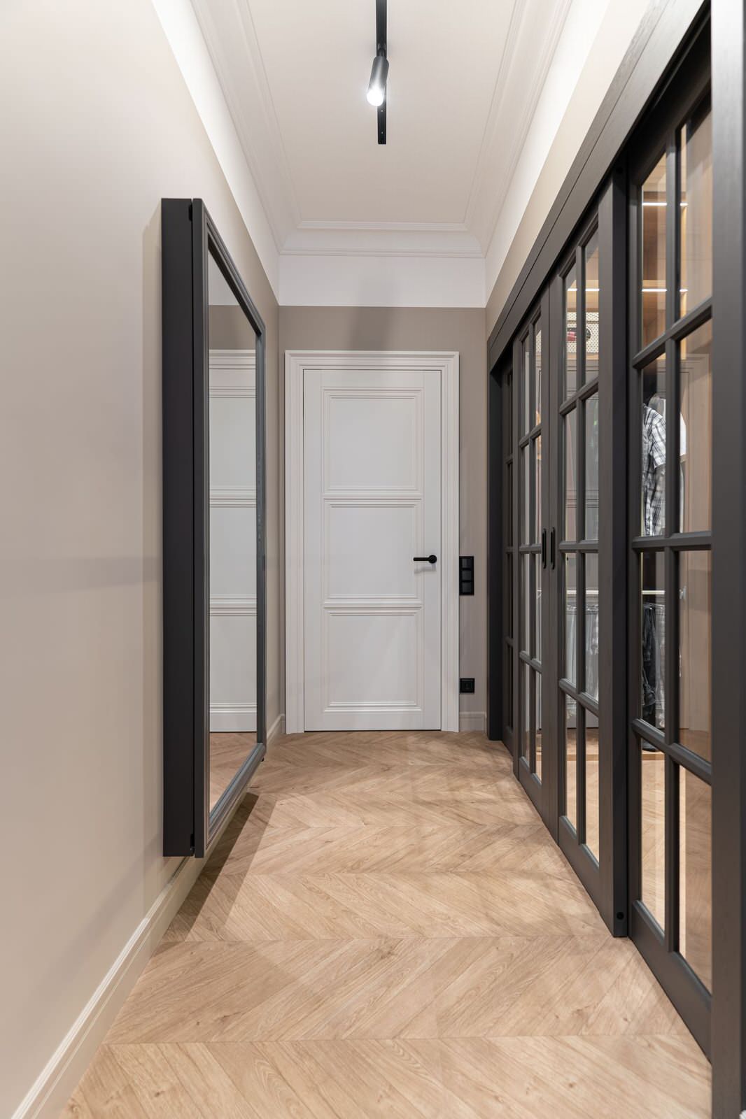 Английская классика с элементами неоклассики