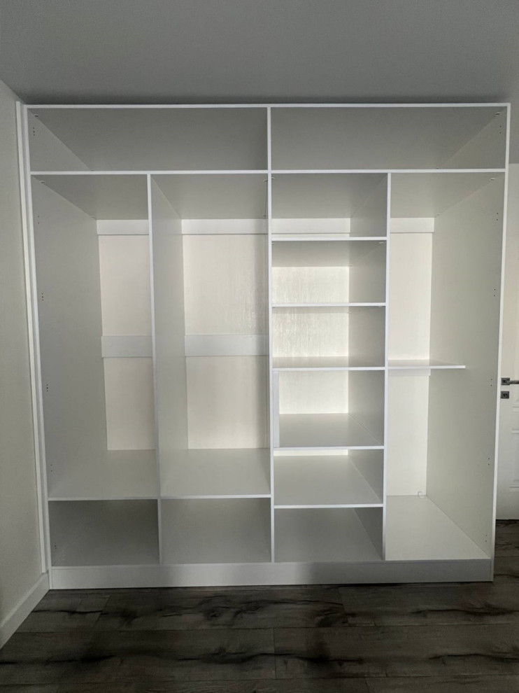 Стильный шкаф (сборка в деталях)