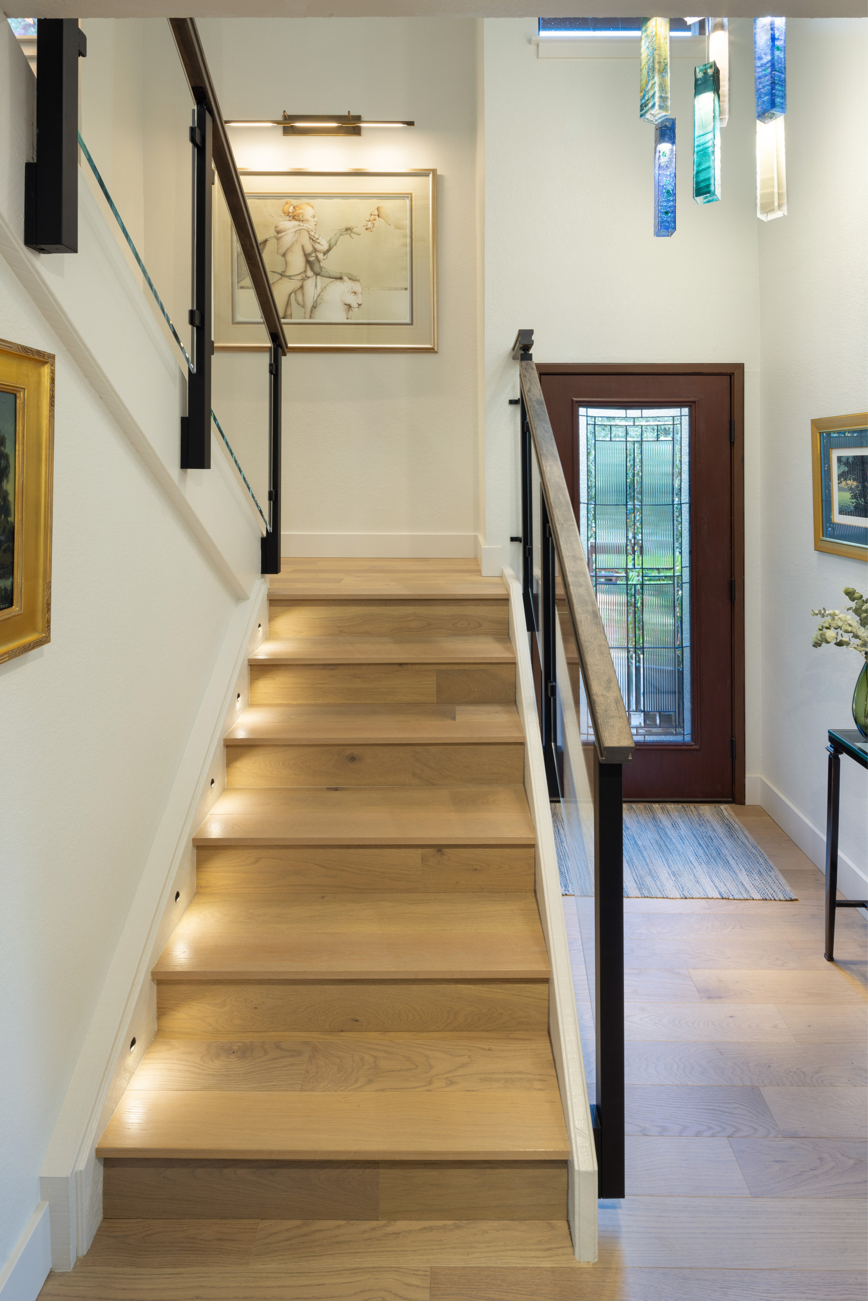 Mid-Century Among the Oaks Condo