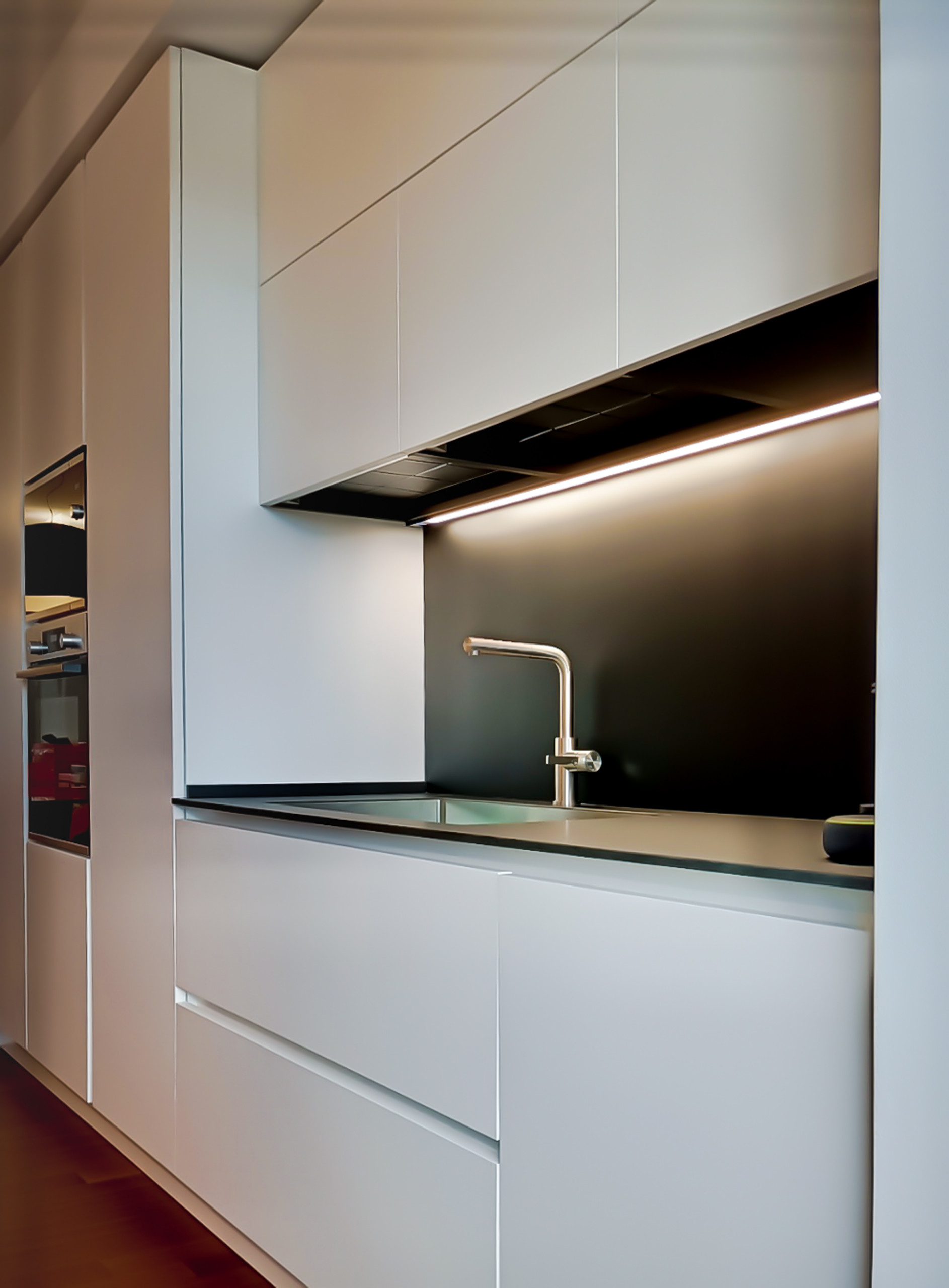 Dettaglio lavabo_cucina_Attico e superattico di 200mq