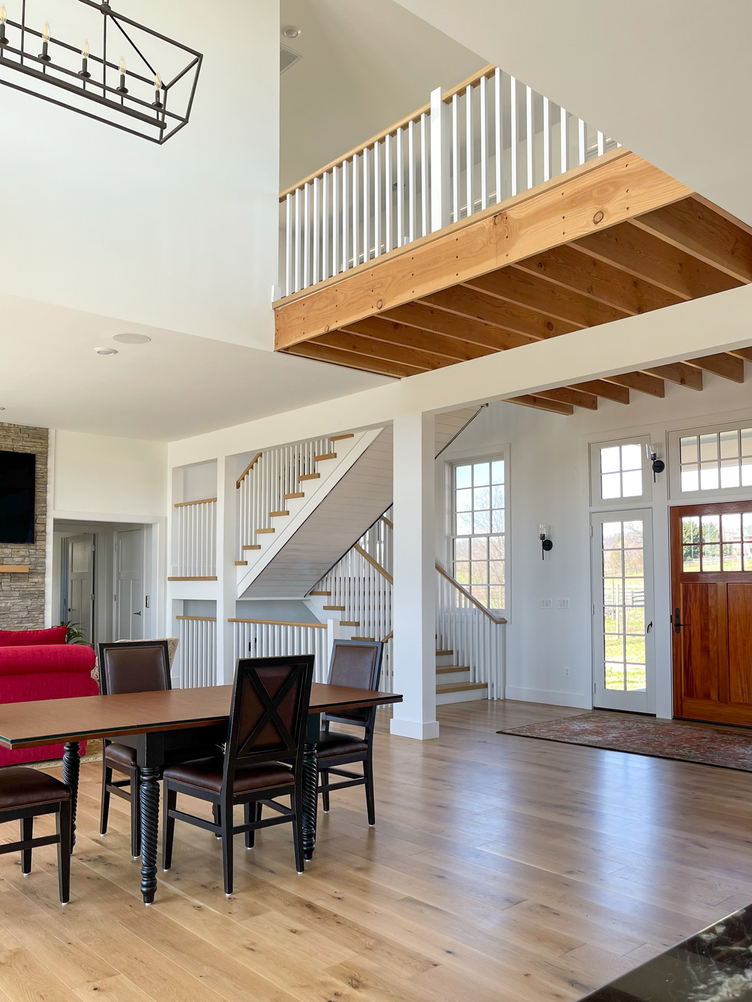91_U-Shaped Floating Staircase Surrounded by Bucolic Mountain Views, Winchester,
