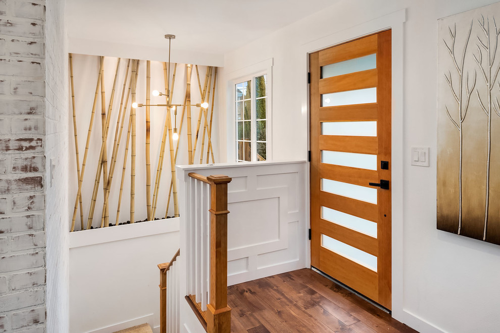 Design ideas for a transitional entryway in Seattle.