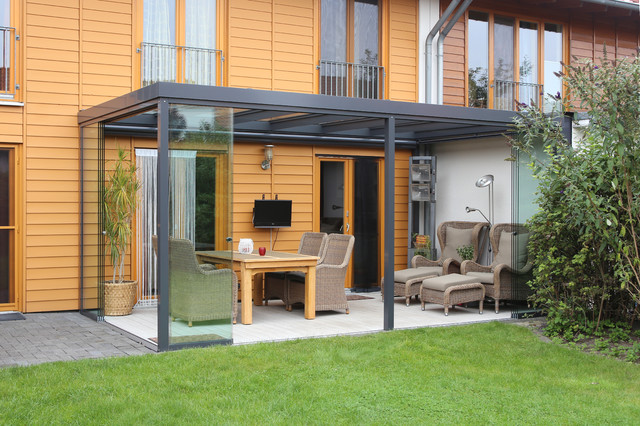 Terrassen-&Uuml;berdachung Flachdach mit Glas moderno-terraza-y-balcon