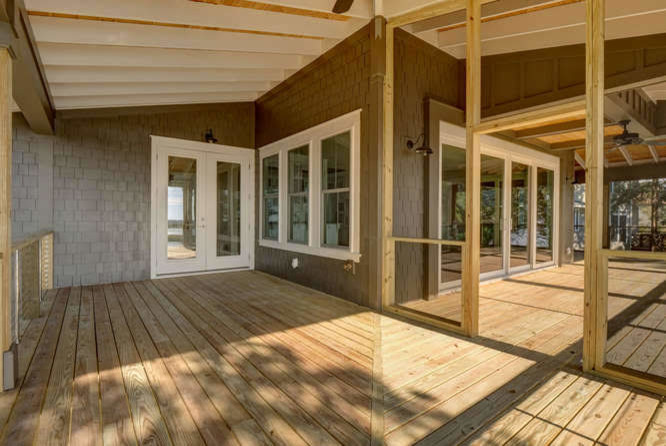 Home design - transitional home design idea