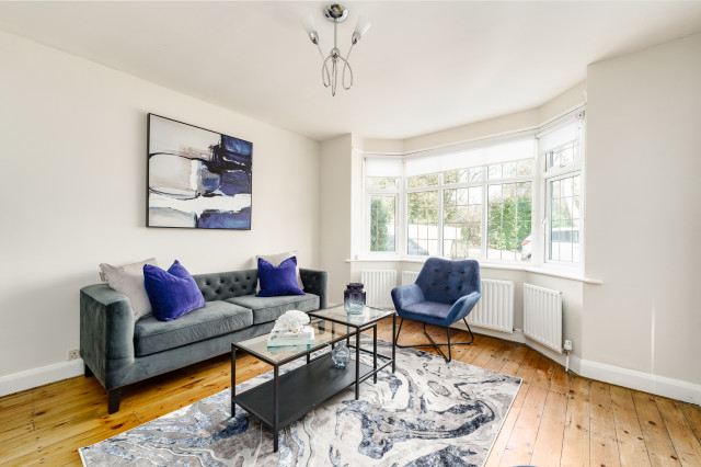 4 Bedroom Period Detached House, East Grinstead traditional-living-room