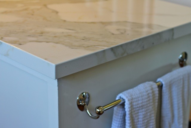 Thinslab Porcelain Calacatta Traditional Kitchen Portland