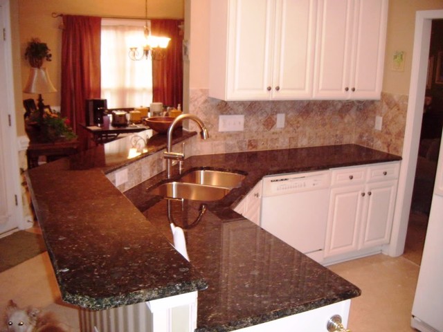 Verde Butterfly Granite With White Kitchen Cabinets American