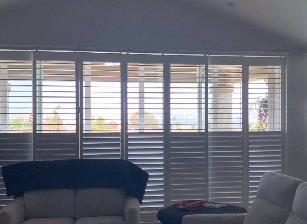 Hunter Douglas New Style Shutters