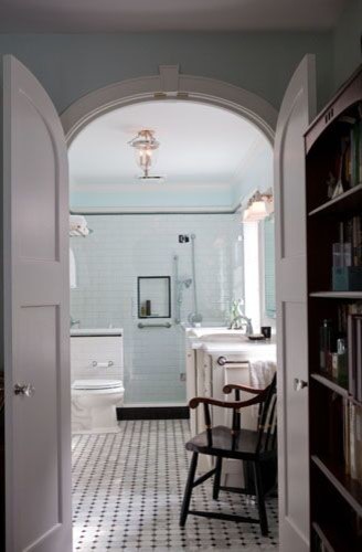 Bathroom - transitional bathroom idea