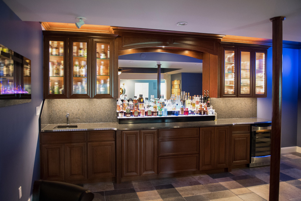Design ideas for a transitional home bar in St Louis.