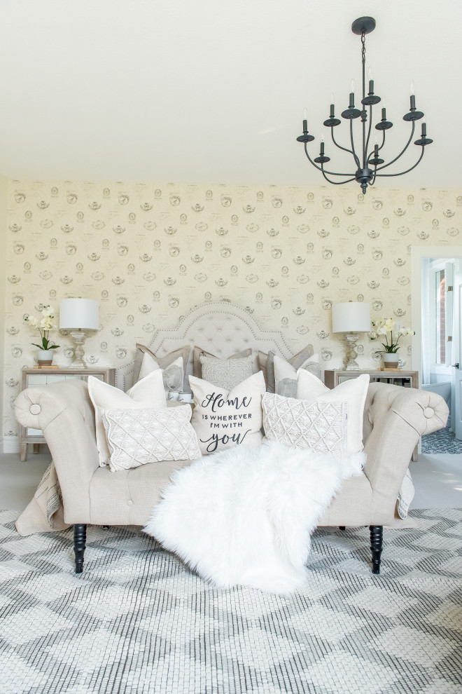 Inspiration for a transitional home design remodel in Toronto