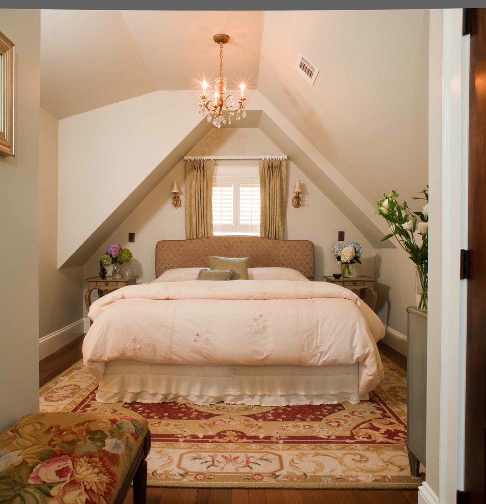Bedroom - traditional bedroom idea in Boston with beige walls