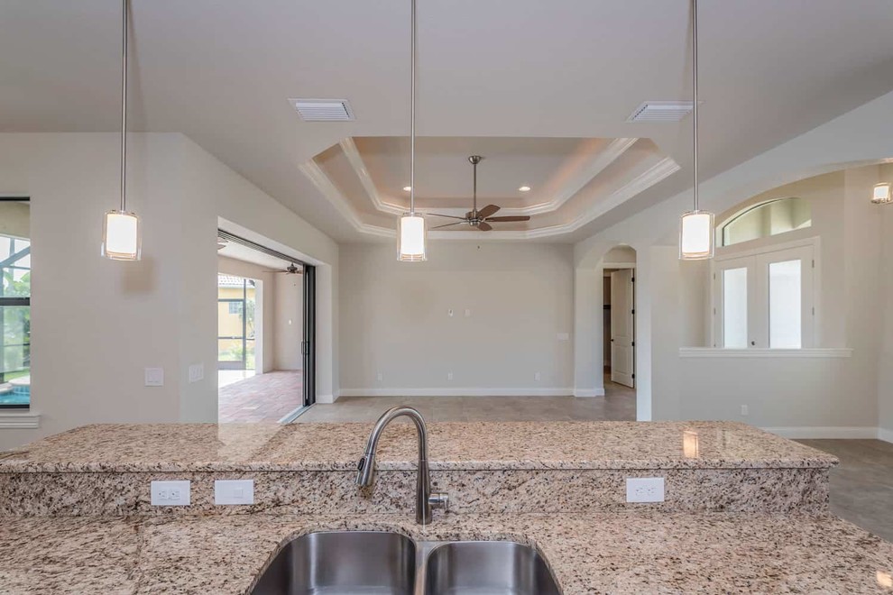 Inspiration for a transitional home design remodel in Miami