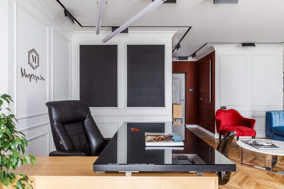 Стильный офис врача Ильи Магеря