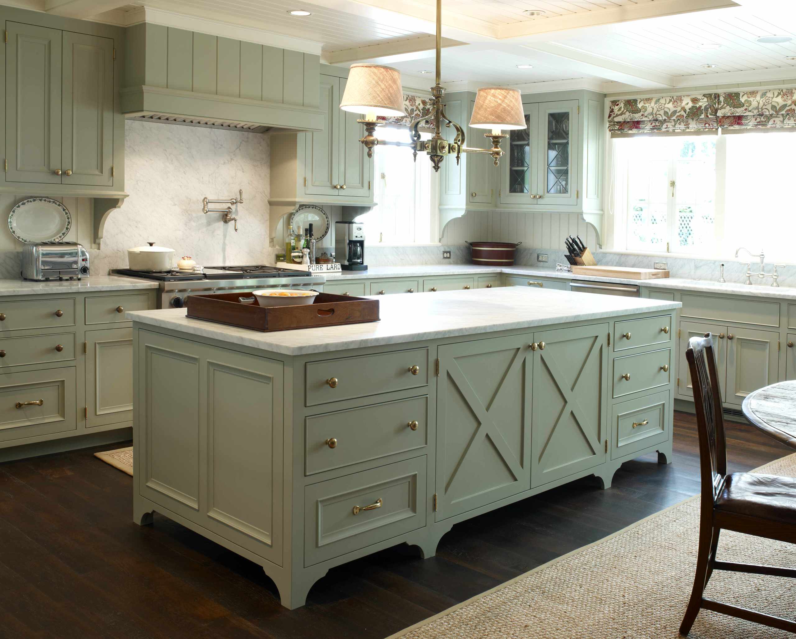 How To Make Kitchen Cabinets Look Like Furniture: Stunning DIY Ideas
