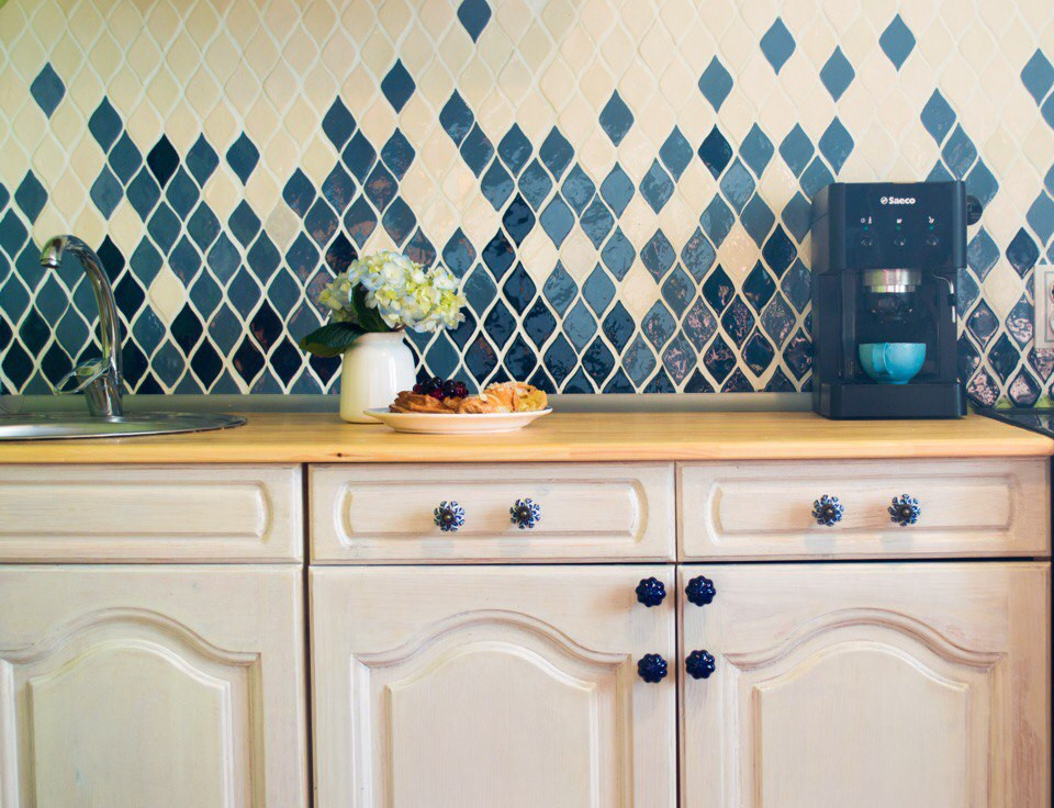 Плитка листья