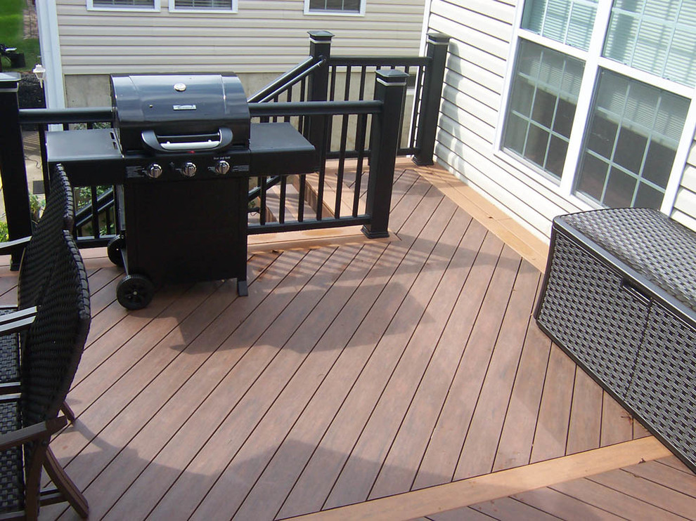 Deck - small transitional backyard balcony deck idea