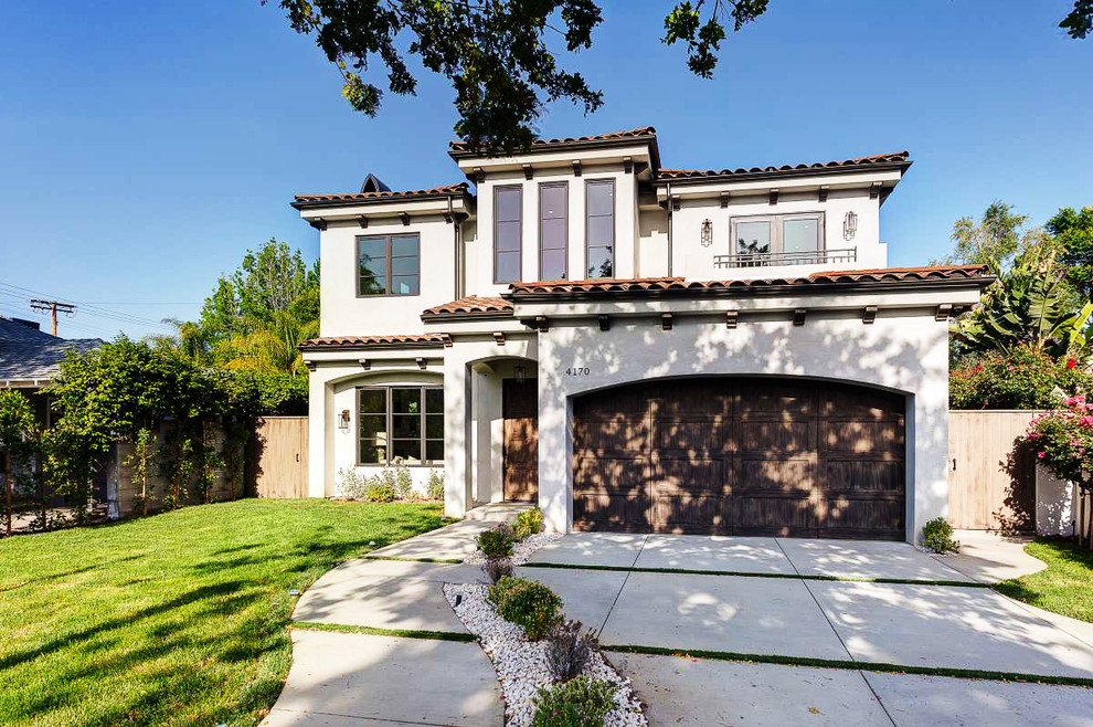 Студио Сити - Лос Анджелес. Дом и дизайн в средиземноморском стиле.