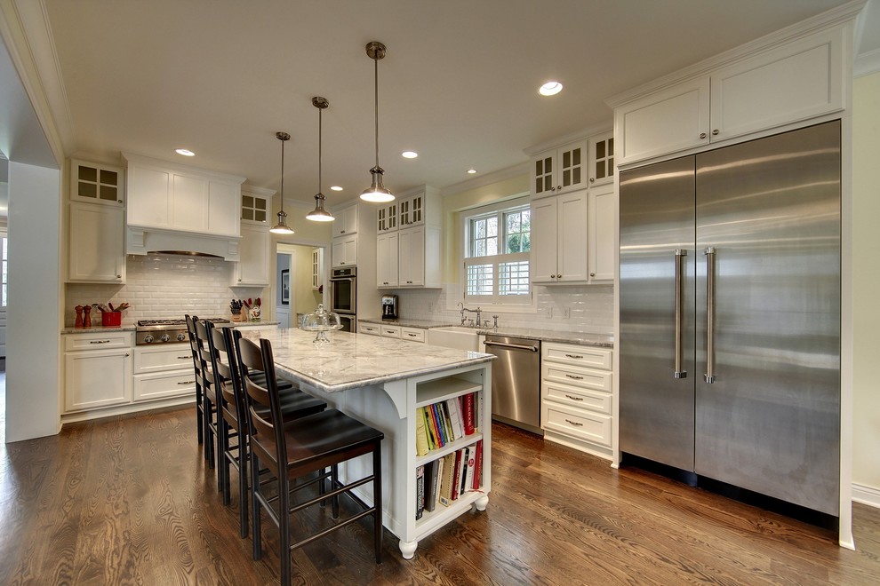 Kitchen - kitchen idea in Minneapolis