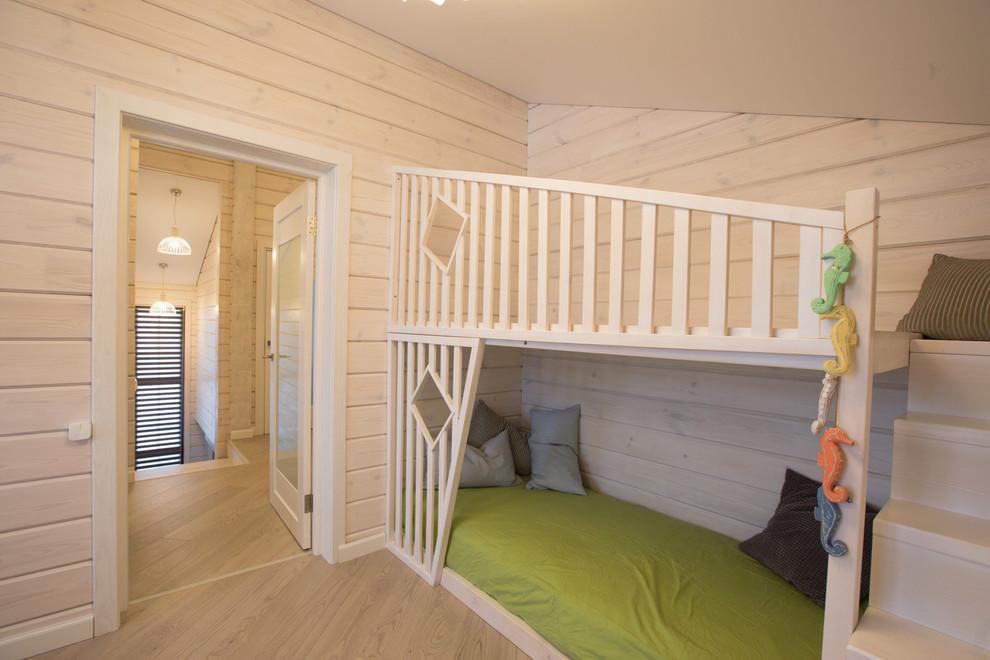 ДОМ В ПОСЕЛКЕ УШАКОВО