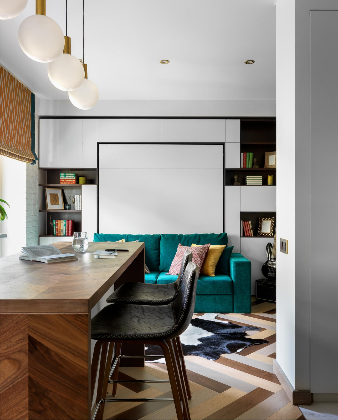 Изумруд и латунь