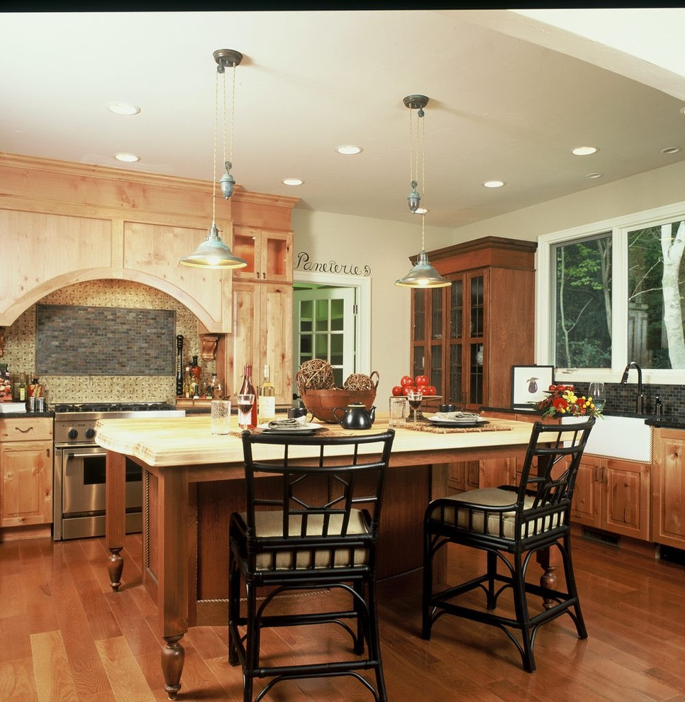 Kitchens - Traditional - Kitchen - Grand Rapids - by Gallery Interiors
