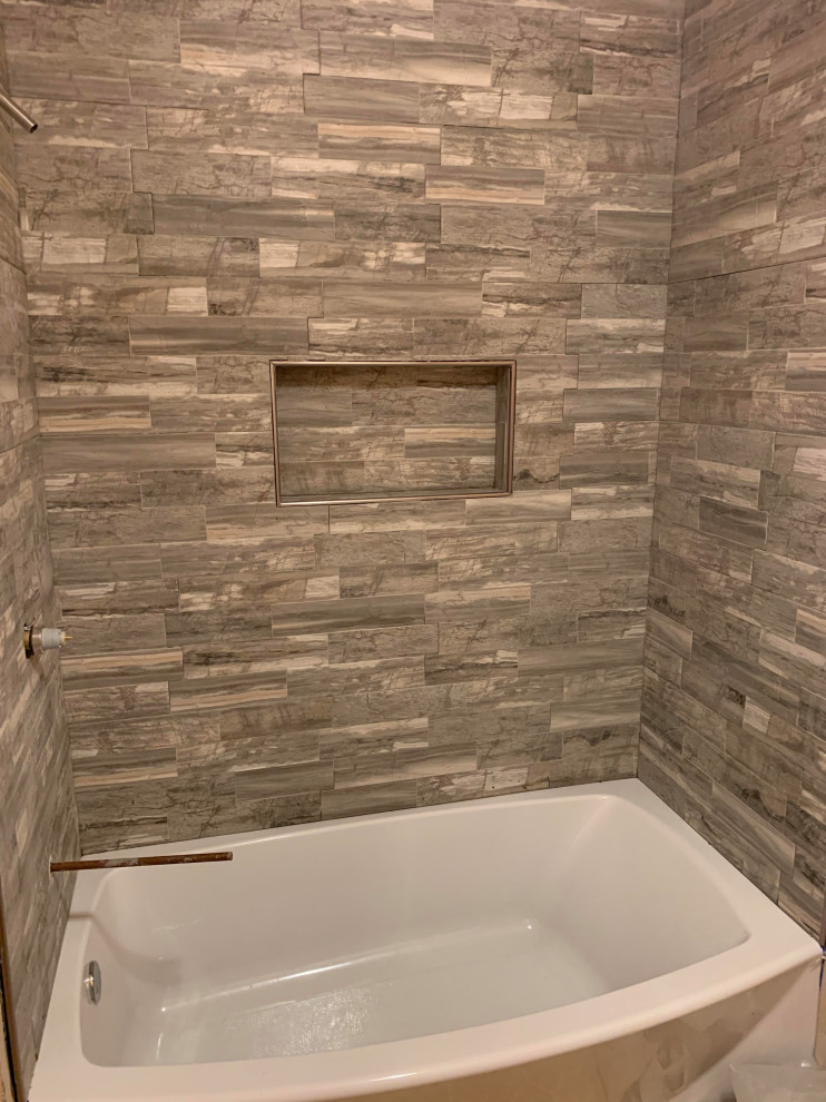 Bathroom Reno with Soak Tub